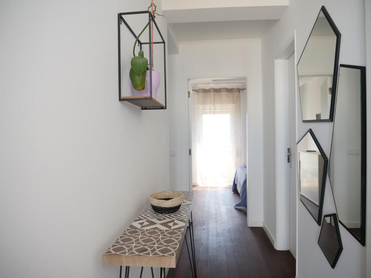 Cozy Apartment With Sea View Over Meia Praia Lagos Extérieur photo